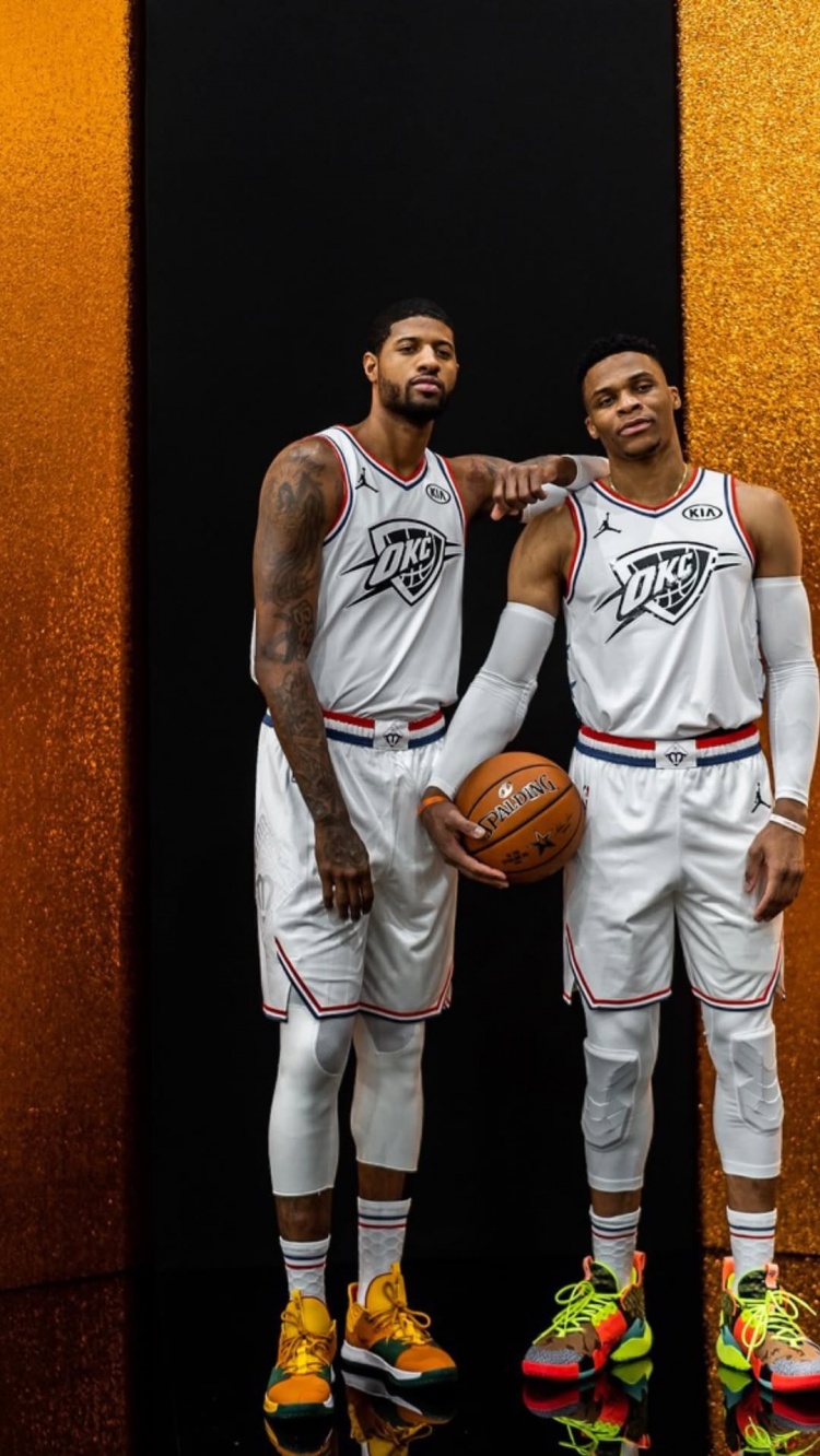 威少官宣退役结束18年NBA生涯 乔治社媒连发同框照致敬 威少官宣退役结束18年NBA生涯 乔治社媒连发同框照致敬