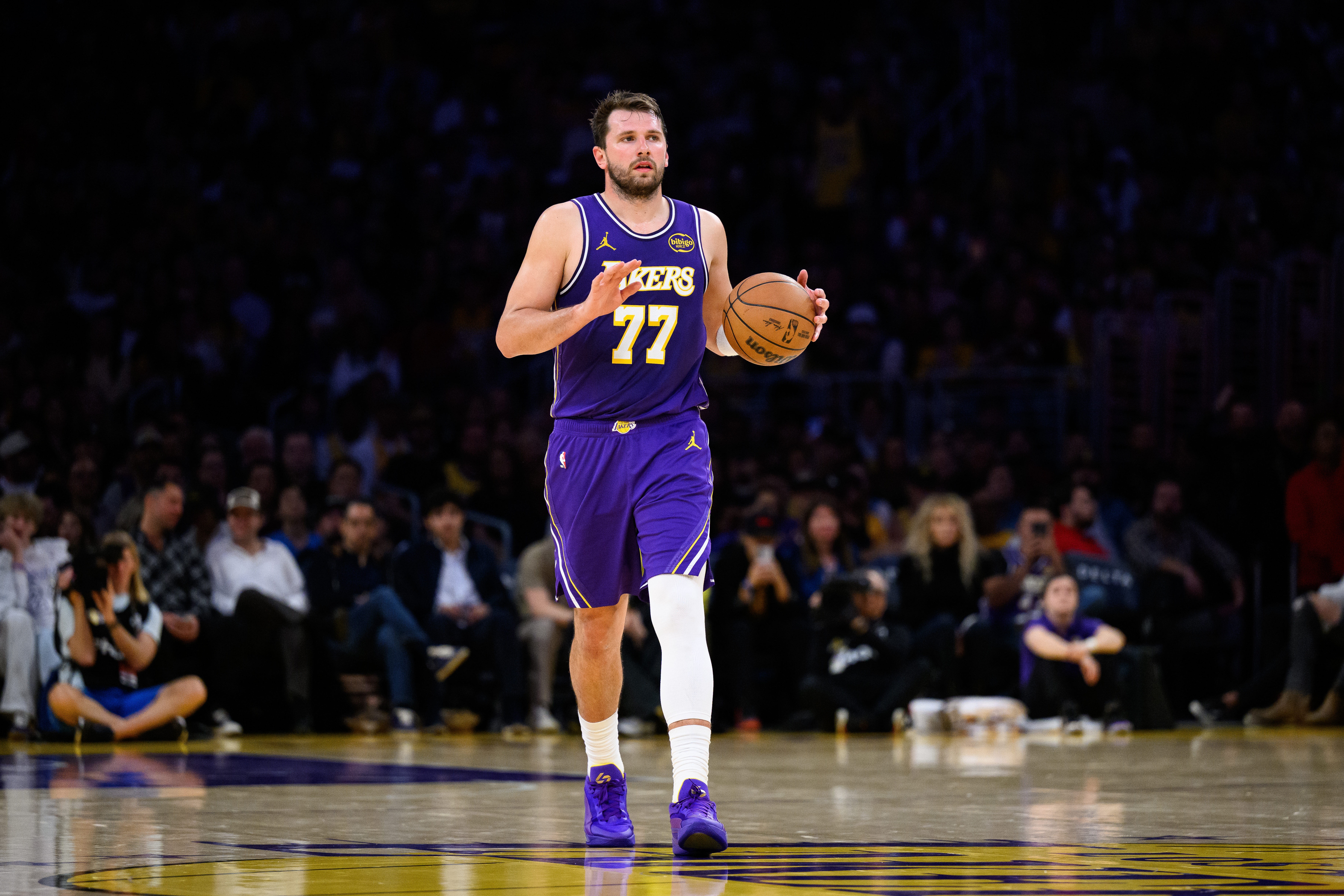 名嘴：NBA放弃湖人 东契奇时代库班珍妮均卖队