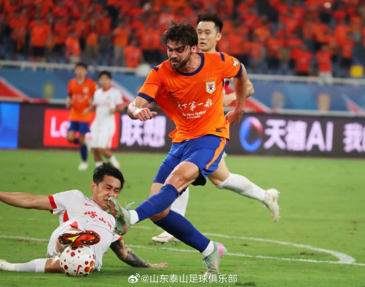 3-1，山东泰山主场赢下齐鲁德比