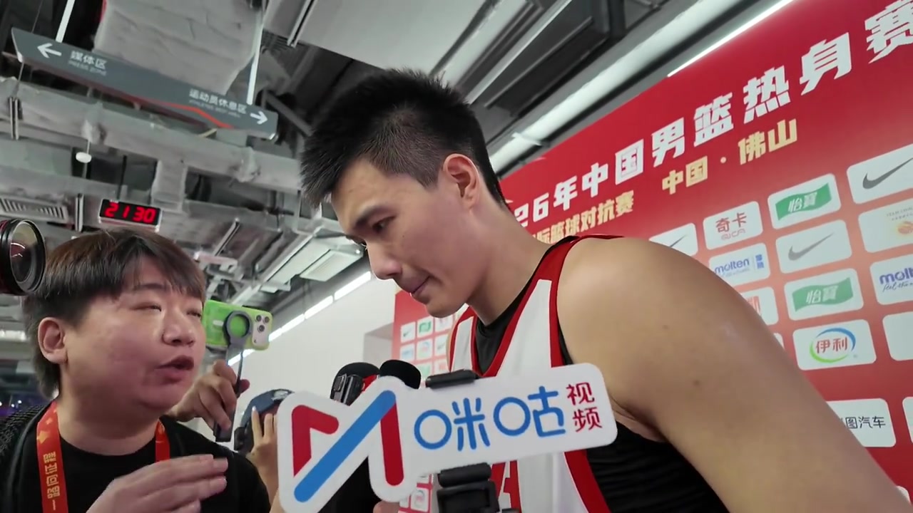 焦泊乔14分对飚乌拉圭 中国男篮用对抗打乱南美强队节奏