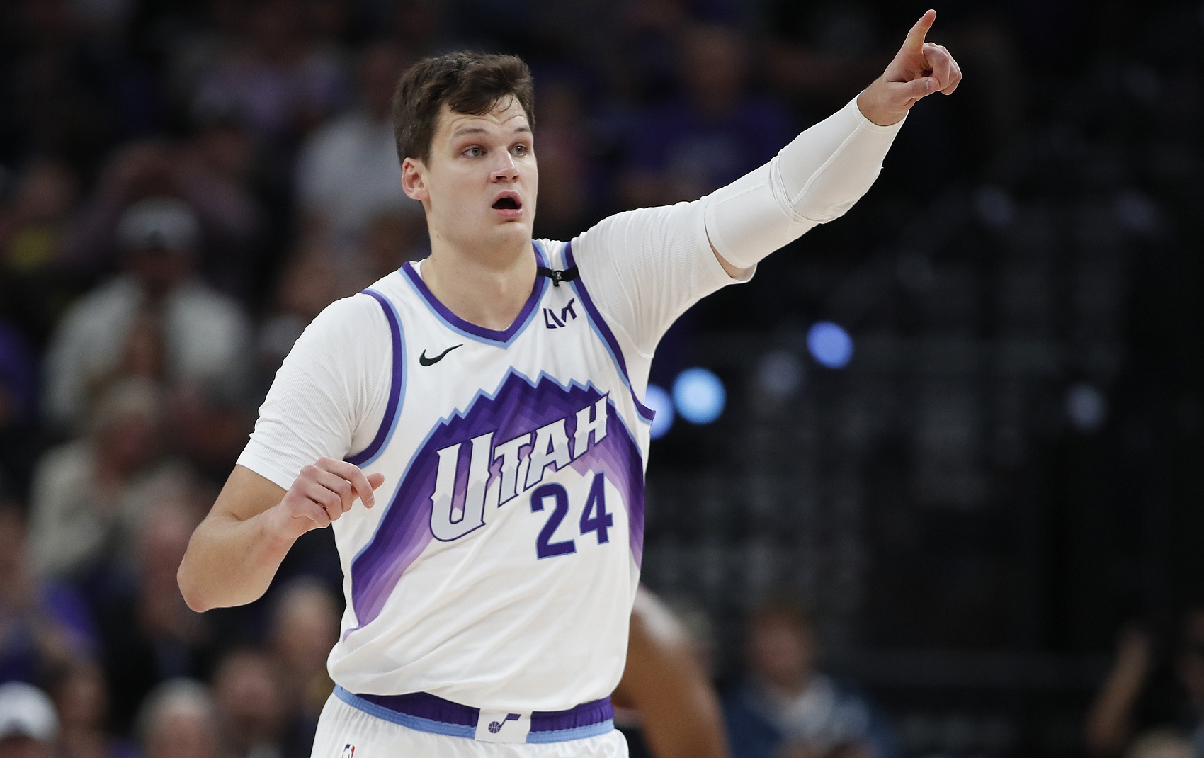 ESPN名记：凯斯勒需进一防 否则湖人防守将糟糕透顶
