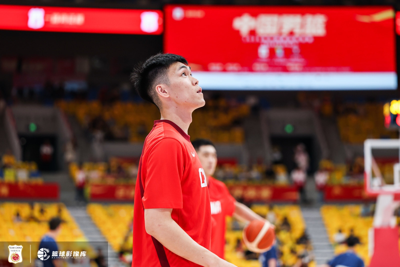 18失误14次被抢断 中国男篮72-91再负乌拉圭