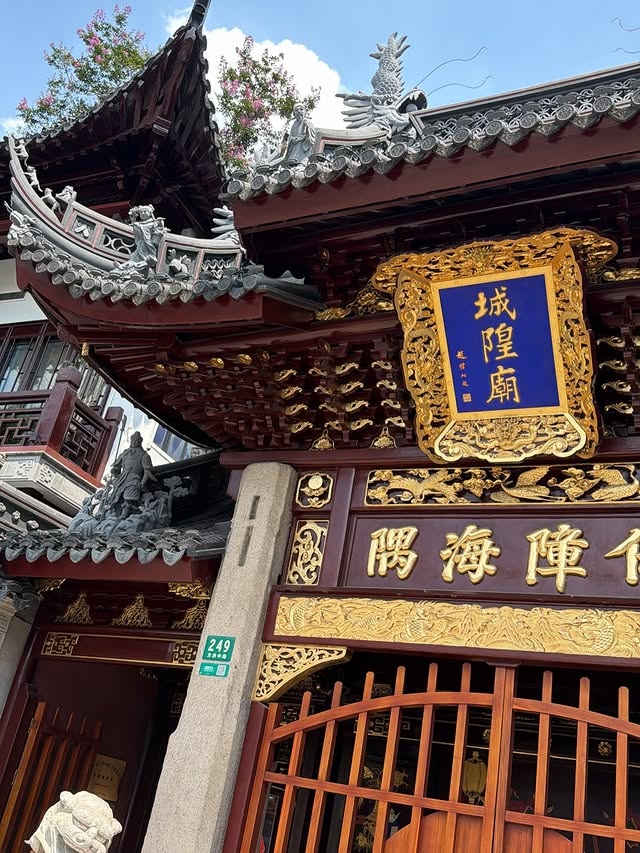 乔治妻子晒上海48小时照 新赛季确定披绿军战袍