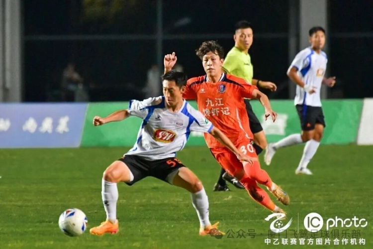 凯赛尔定位球助攻卢城河破门 厦门飞鹭客场2-0终结6轮不胜 凯赛尔定位球助攻卢城河破门 厦门飞鹭客场2-0终结6轮不胜