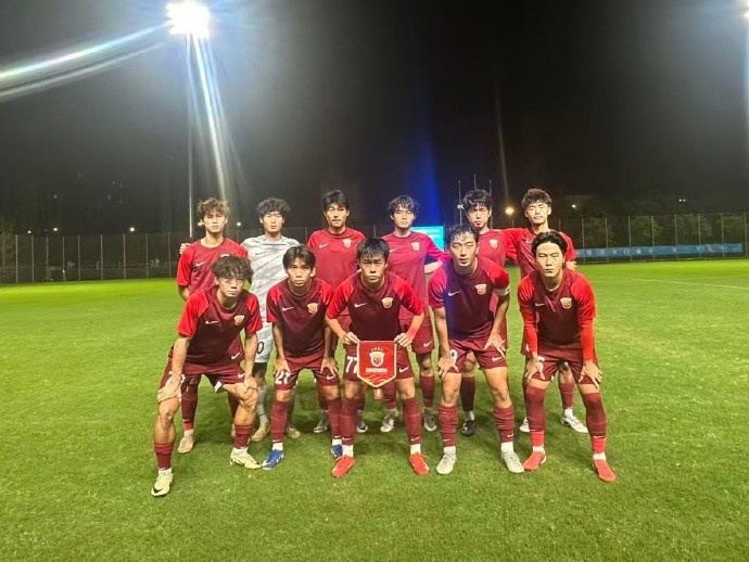 李俊哲双响、张文骏绝杀，上海海港U20以B组第二晋级中青赛第三阶段