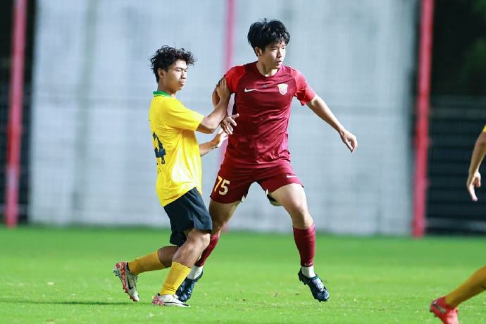 李俊哲双响、张文骏绝杀,上海海港U20以B组第二晋级中青赛第三阶段 李俊哲双响、张文骏绝杀,上海海港U20以B组第二晋级中青赛第三阶段