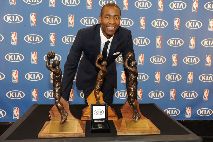 克劳福德曝今夏拒绝三份NBA教练报价，称儿子高中毕业即执教