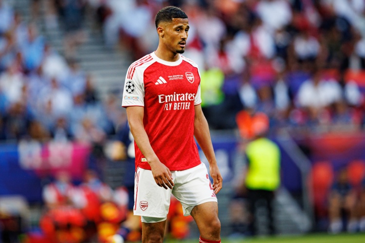 萨利巴问鼎ESPN百大中卫,帕乔第二加布里埃尔第三 萨利巴问鼎ESPN百大中卫,帕乔第二加布里埃尔第三