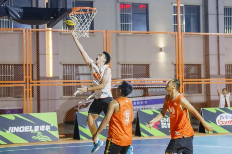 FIBA Open 3×3呼和浩特站落幕 蒙草酒业全胜登顶 FIBA Open 3×3呼和浩特站落幕 蒙草酒业全胜登顶
