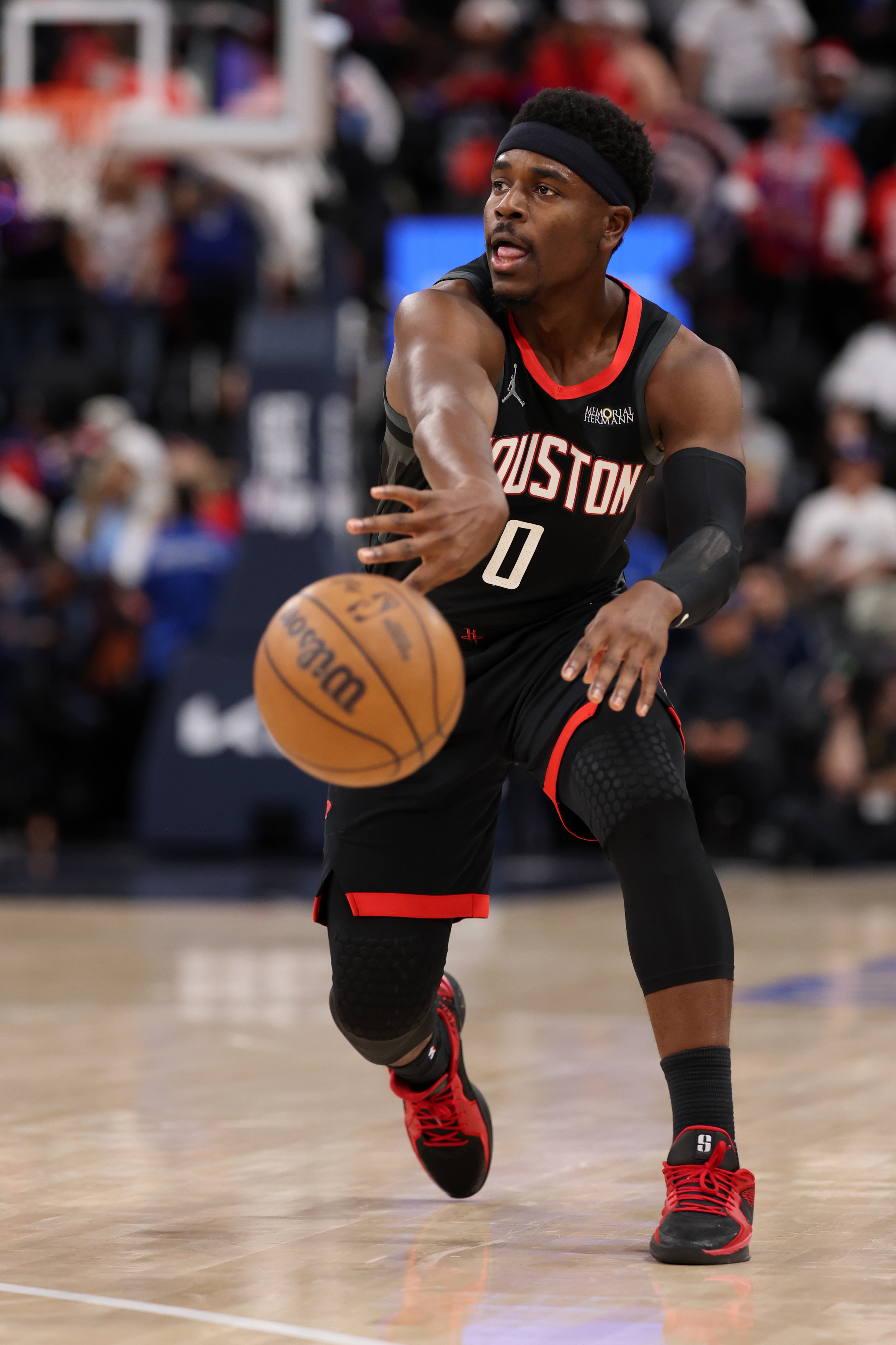 阿隆·霍勒迪签约罗马马克西玛 合同含NBA退出条款