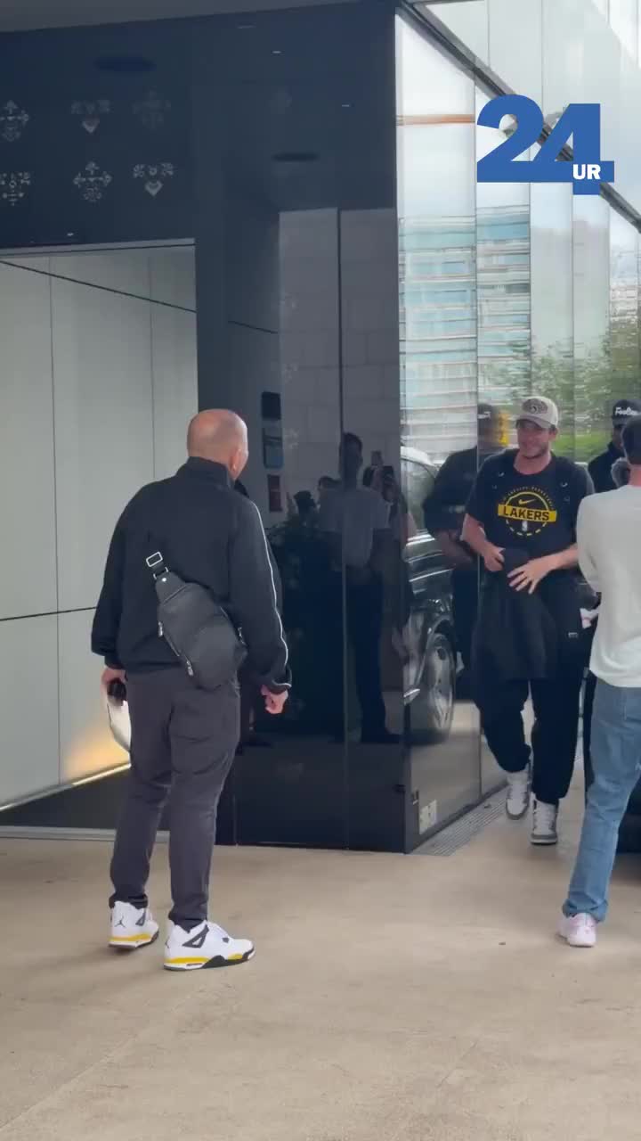 湖人全队抵达卢布尔雅那 东契奇训练营今日开营
