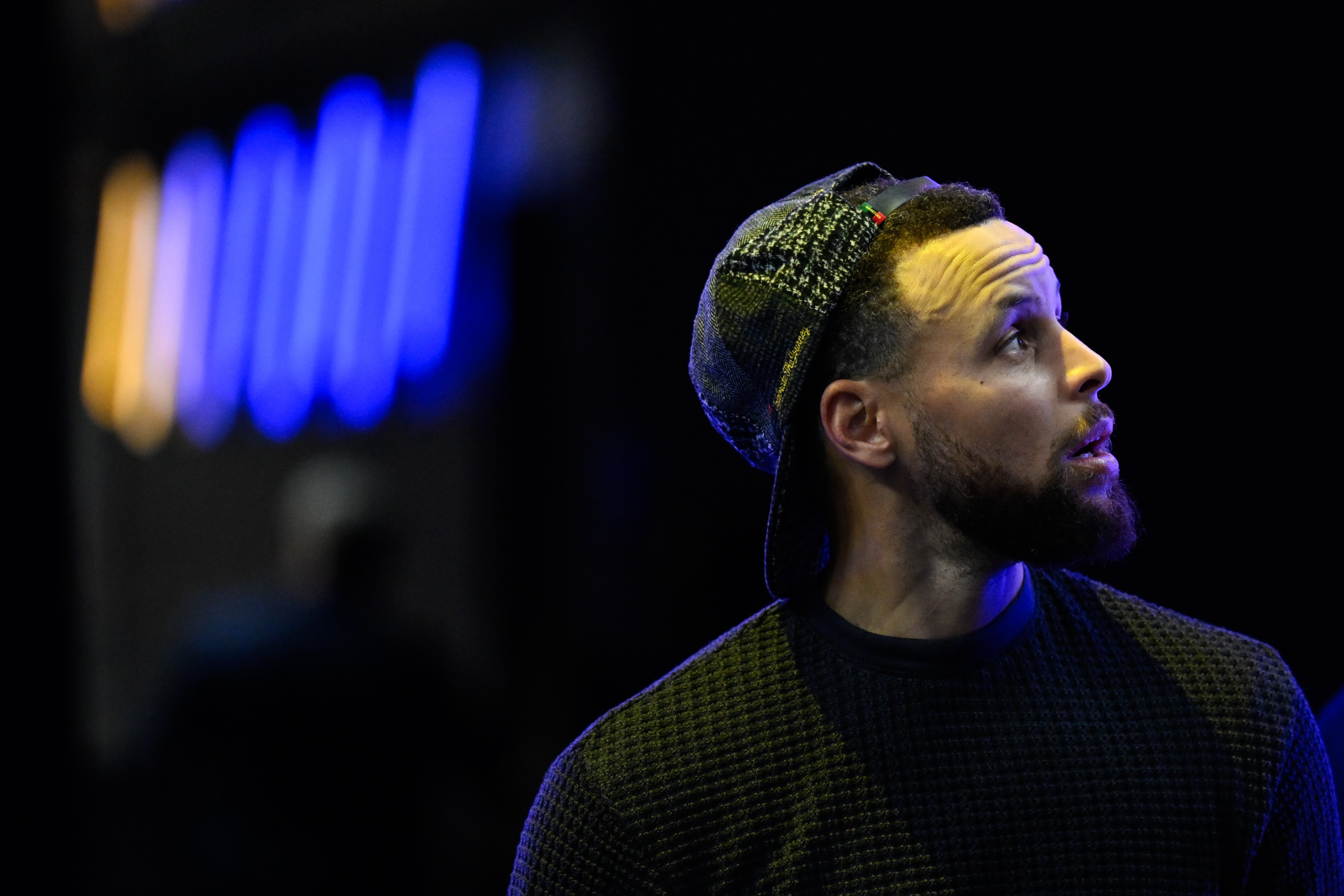 此前卖掉了湾区的庄园！渴望赢球的库里真的会与勇士提前续约吗