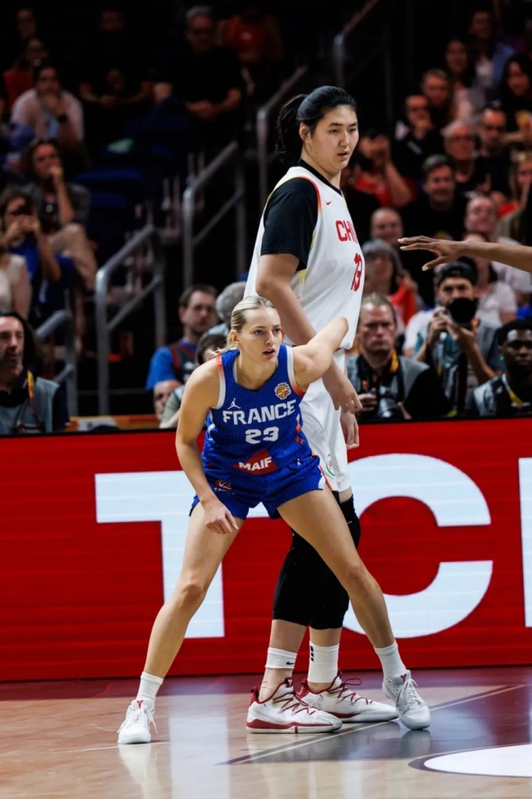 中国输法国后，真正该看的是——她是怎么成长起来的？
