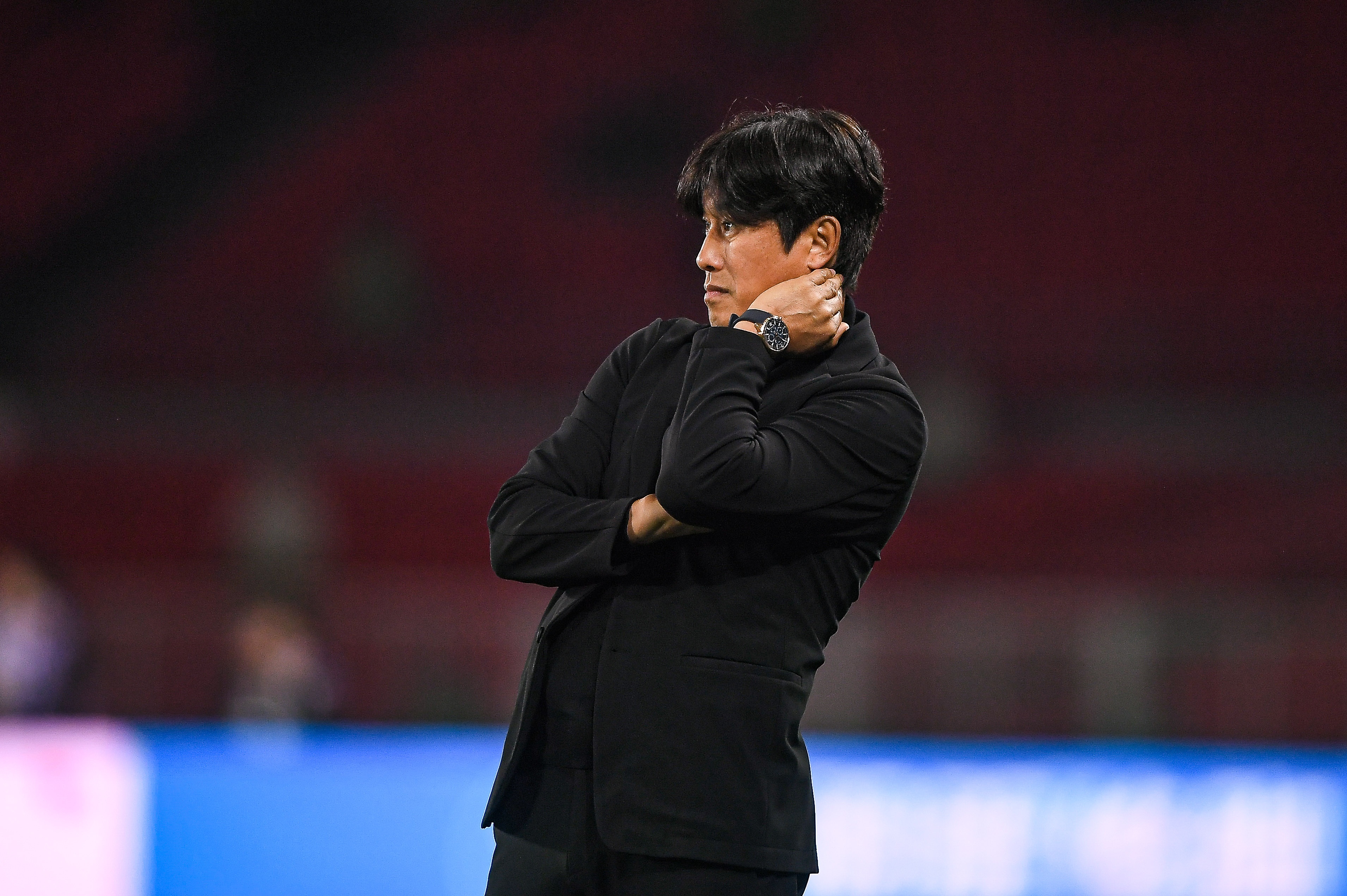 铁人近6战1平5负!东体:蜜月期太短暂,徐正源四面楚歌