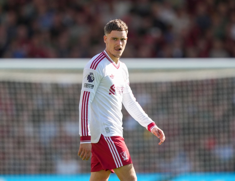 鲁梅尼格：拜仁现在不考虑维尔茨，没争过利物浦因对方承诺10号位